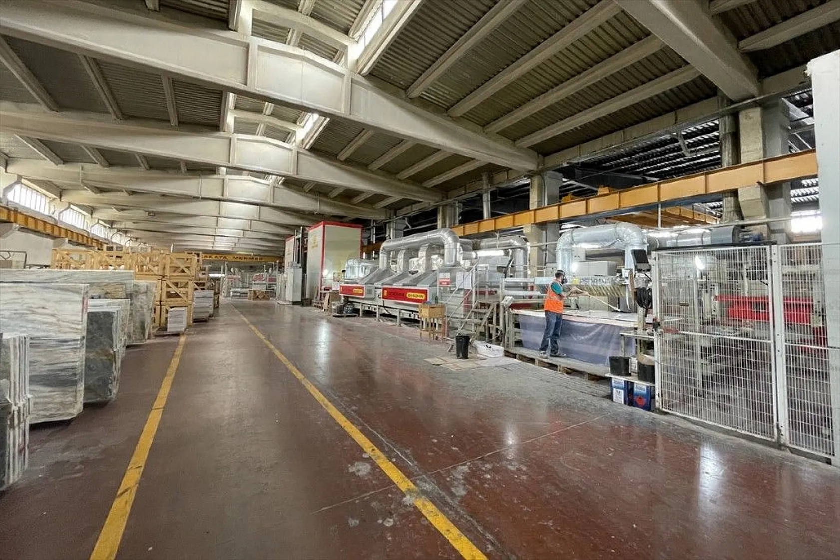 Elazığ'ın vişne, Diyarbakır'ın siyah inci mermeri Kanada ve Avusturya'ya gönderilecek