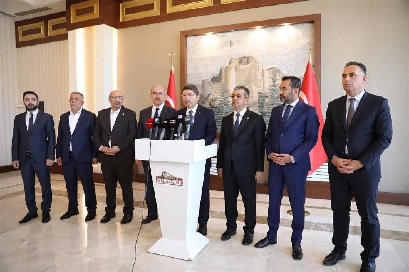 Adalet Bakanı Tunç, Elazığ'da açıklamalarda bulundu