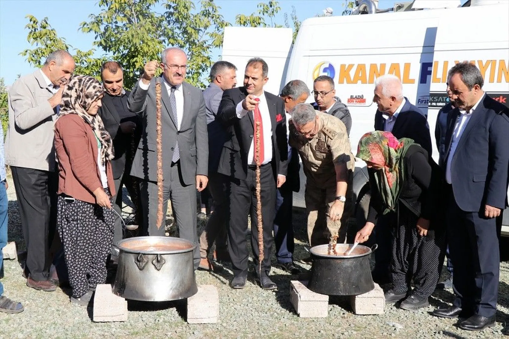 '17. Geleneksel Üzüm Festivali ve Bağ Bozumu' etkinliği yapıldı
