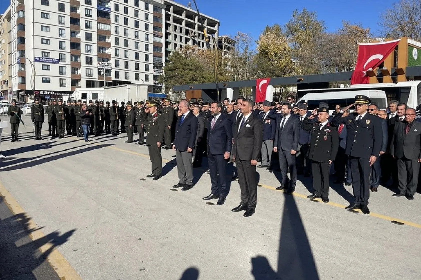 Atatürk'ün Elazığ'a gelişinin 86. yıl dönümü törenle kutlandı
