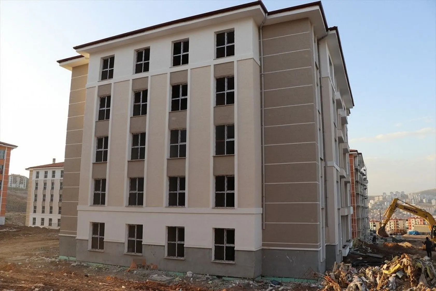 Elazığ'da 2 bin 936 deprem konutunun inşası etap etap ilerliyor