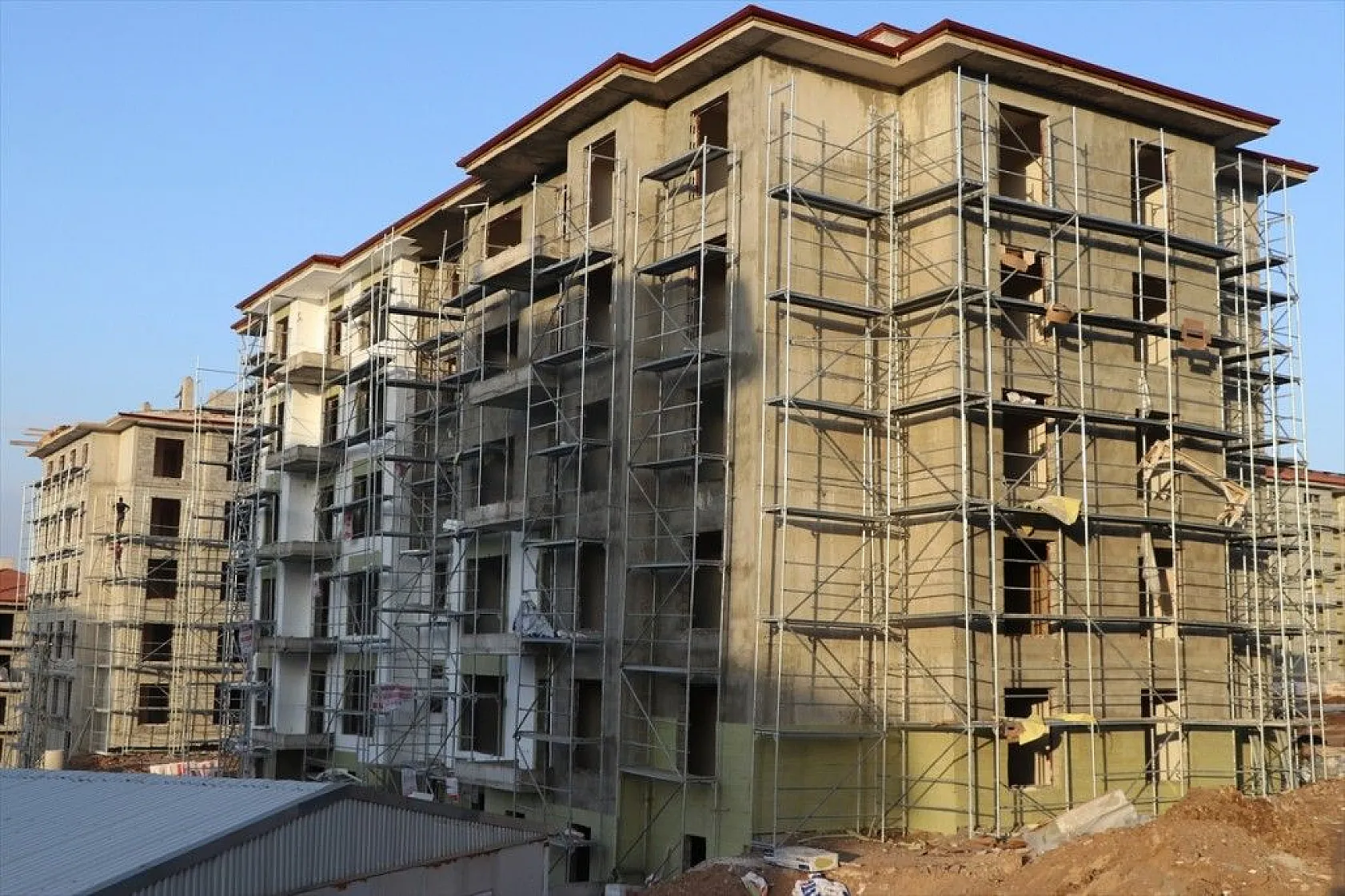 Elazığ'da 2 bin 936 deprem konutunun inşası etap etap ilerliyor