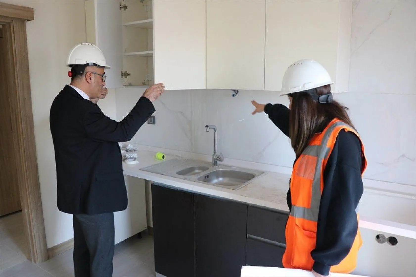 Elazığ'da 2 bin 936 deprem konutunun inşası etap etap ilerliyor