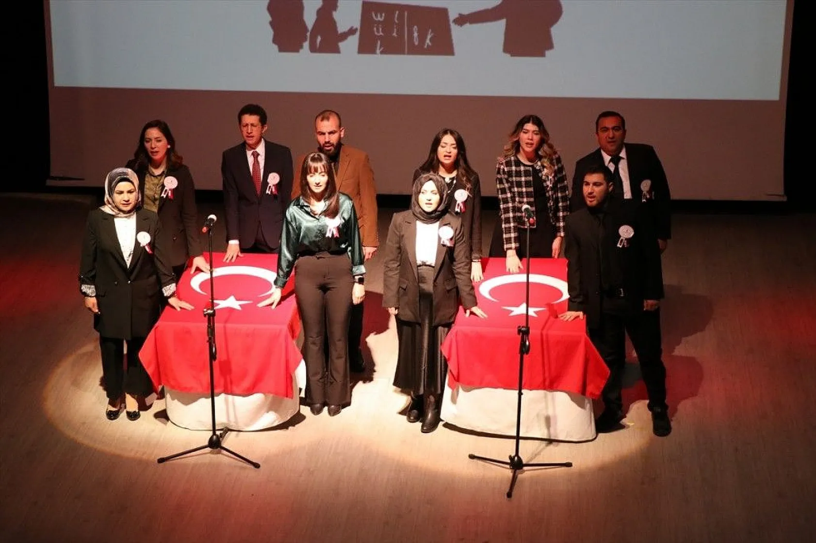 Elazığ'da 24 Kasım Öğretmenler Günü kutlandı