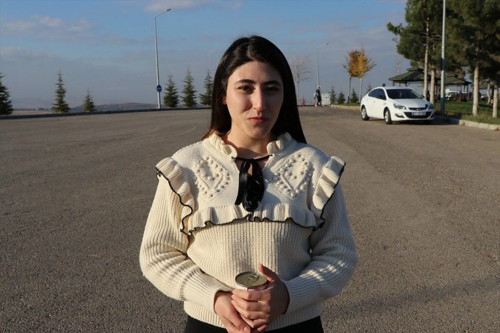 Üniversite öğrencileri sokak hayvanlarını unutmuyor