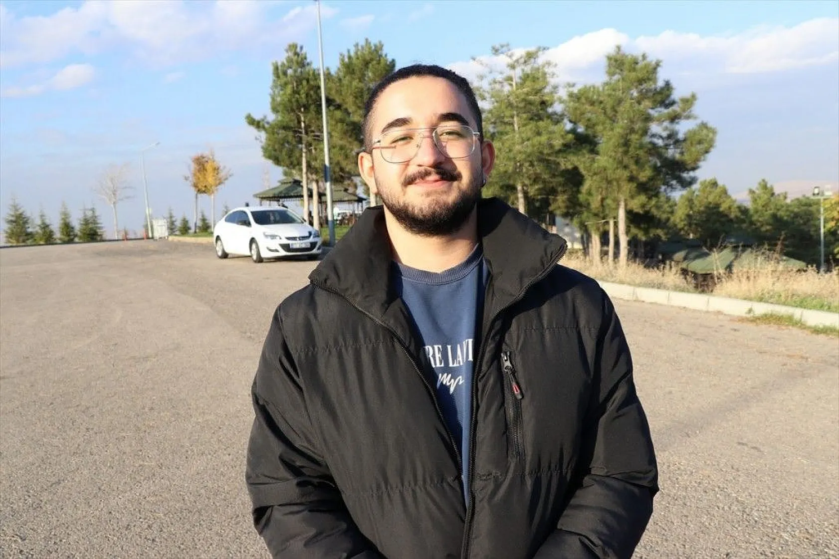 Üniversite öğrencileri sokak hayvanlarını unutmuyor