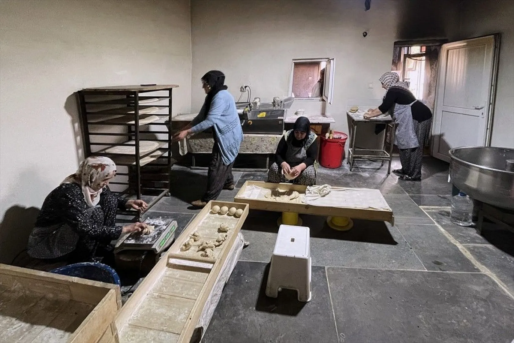 Tandır, ekmek kapıları oldu