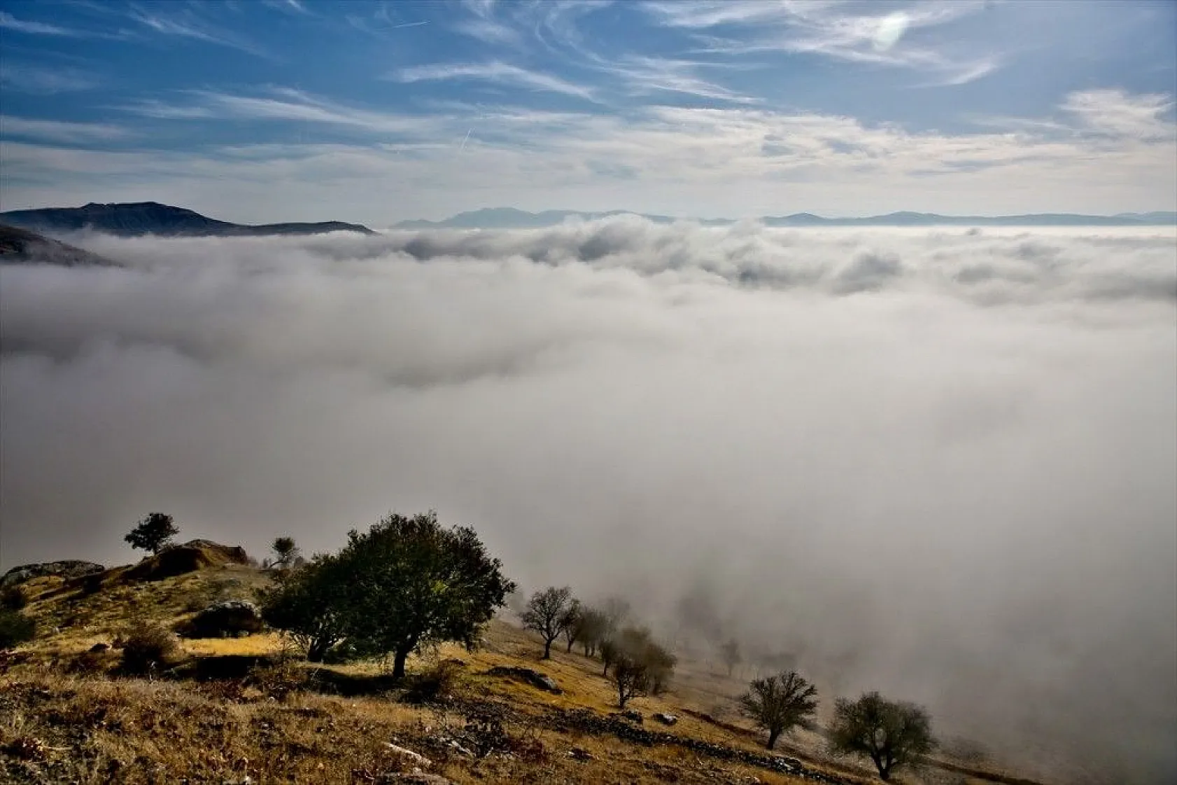Elazığ sis bulutuyla kaplandı