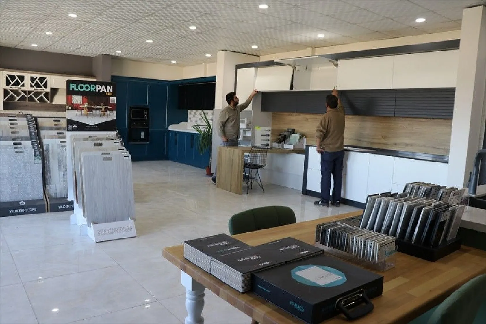 Enerjisini GES'ten sağlayan fabrika ihtiyaç fazlası elektriği satıyor