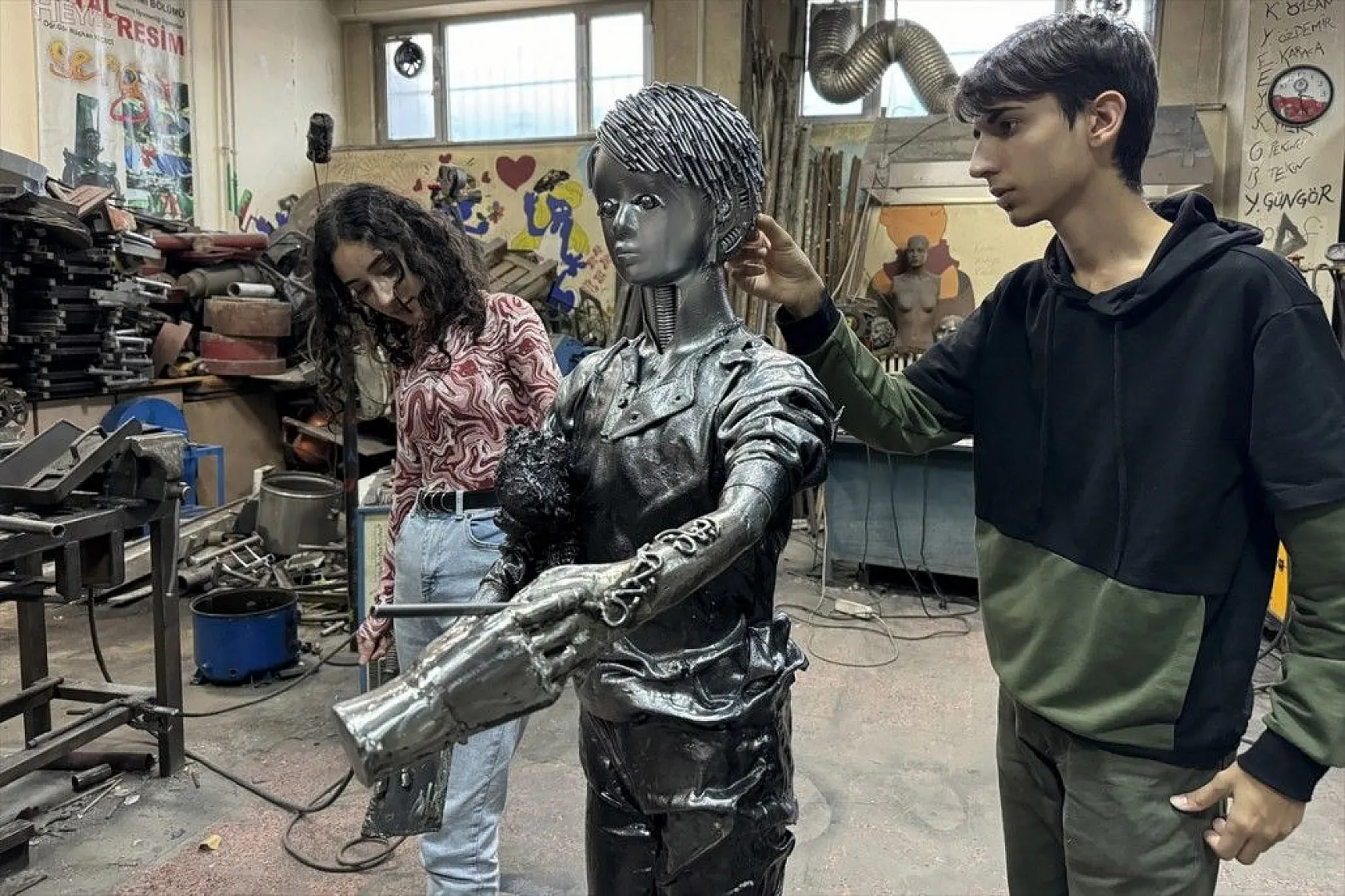 Elazığlı sanatçı Gazzeli çocukların  dramına dikkat çekti