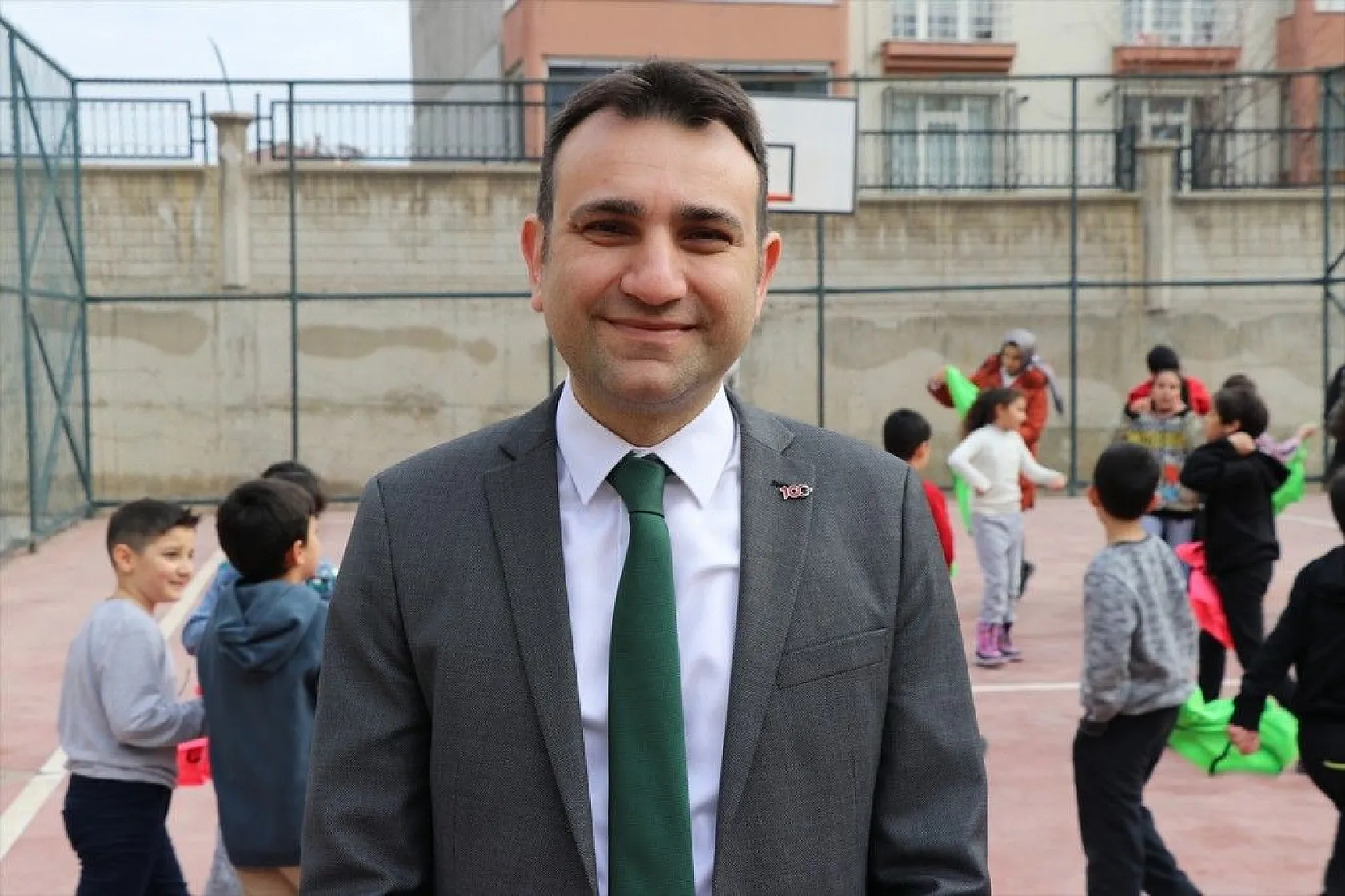 İlkokul öğrencileri geleneksel oyunlarla buluşuyor