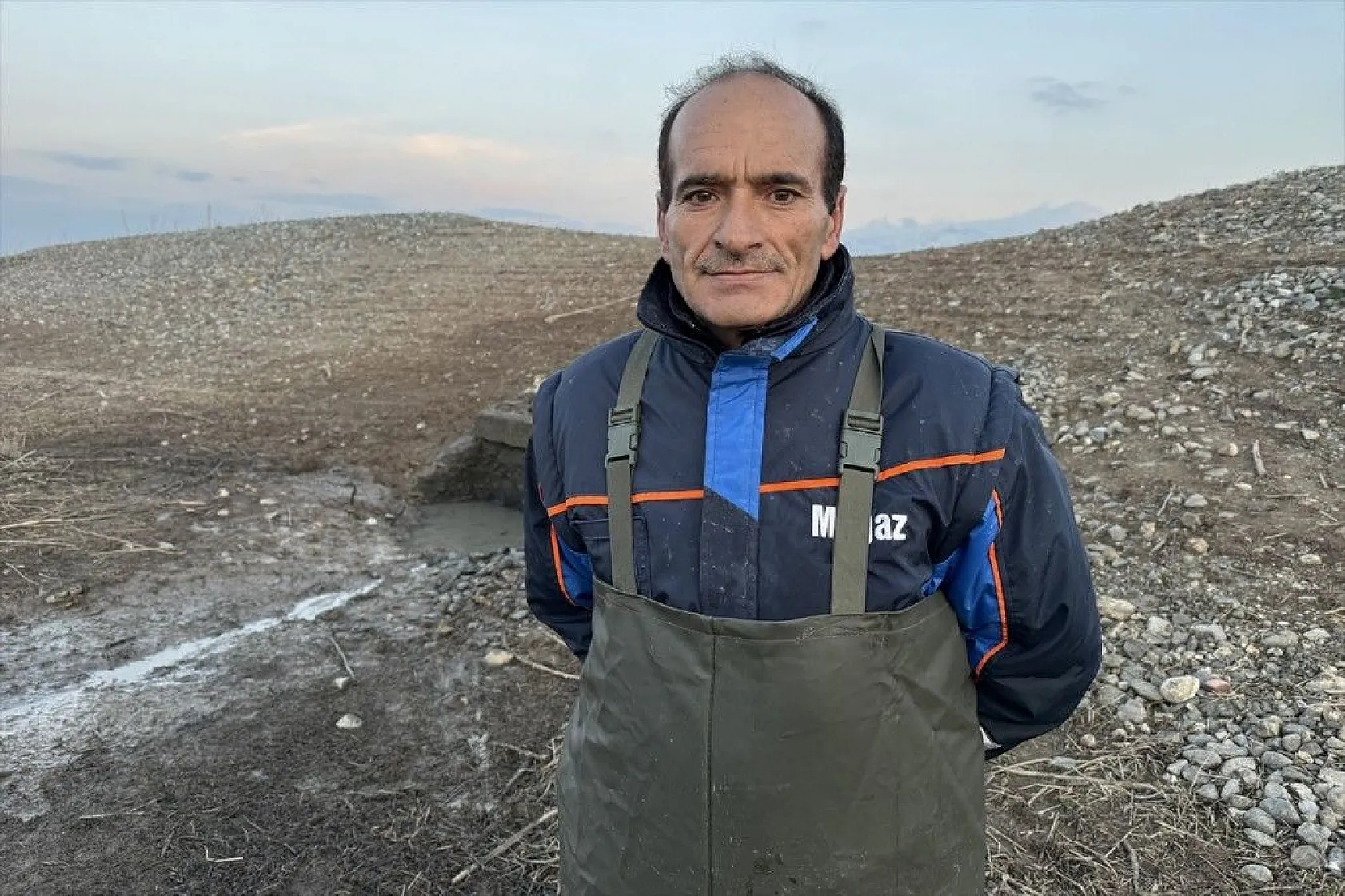 Elazığ'da sazan yavrularının yaşam savaşı