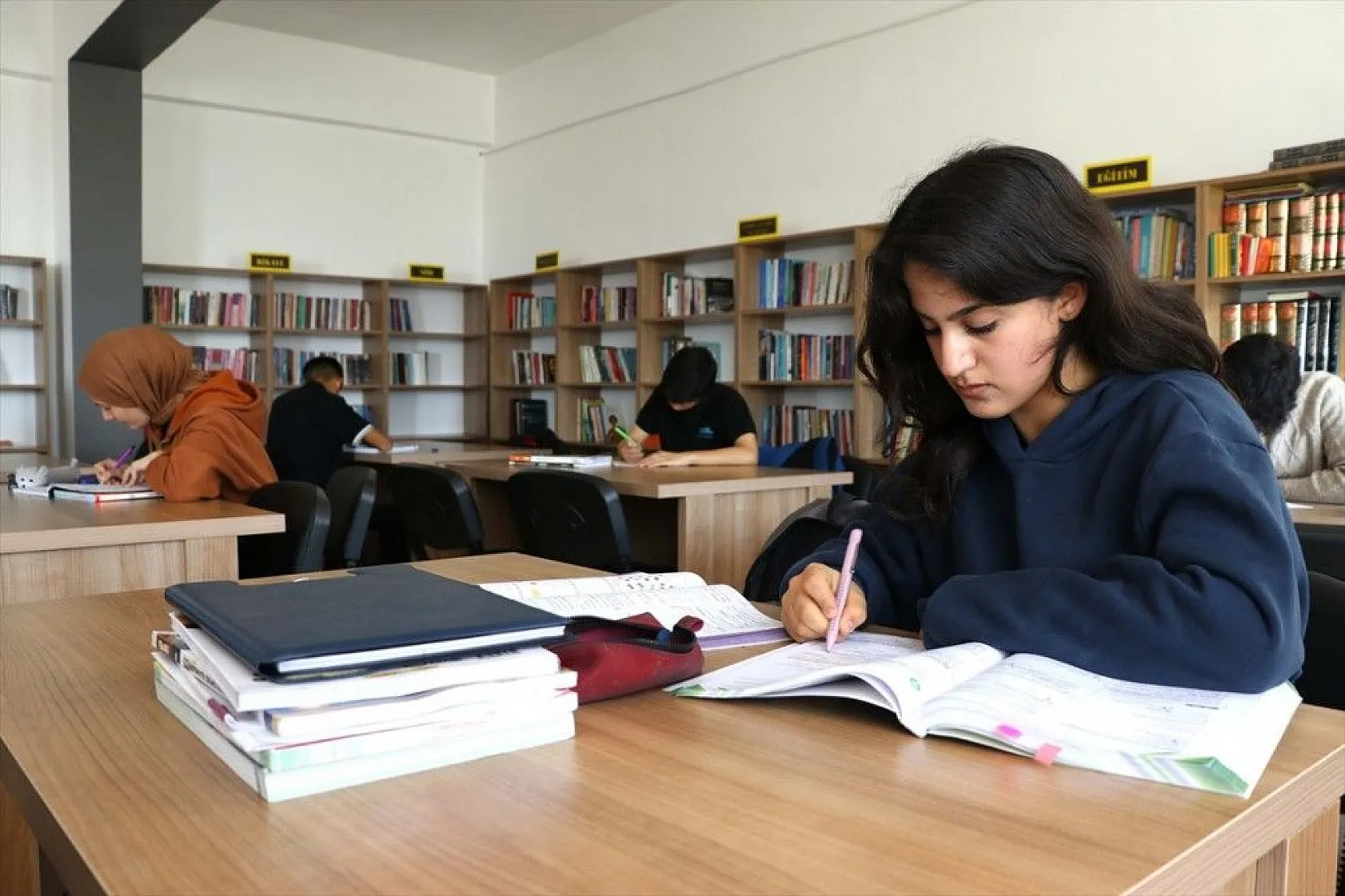 Elazığ'da kitap sevgisi yayılıyor