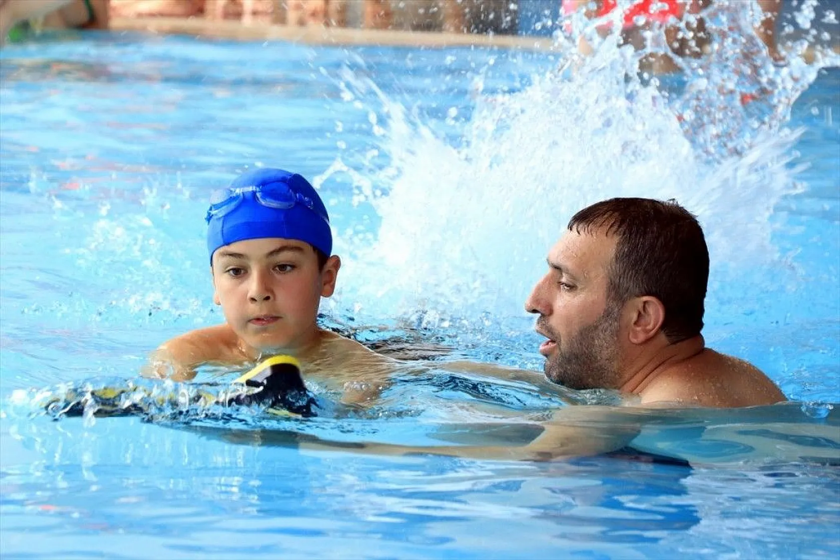6 yılda 37 bini aşkın çocuk yüzme öğrendi