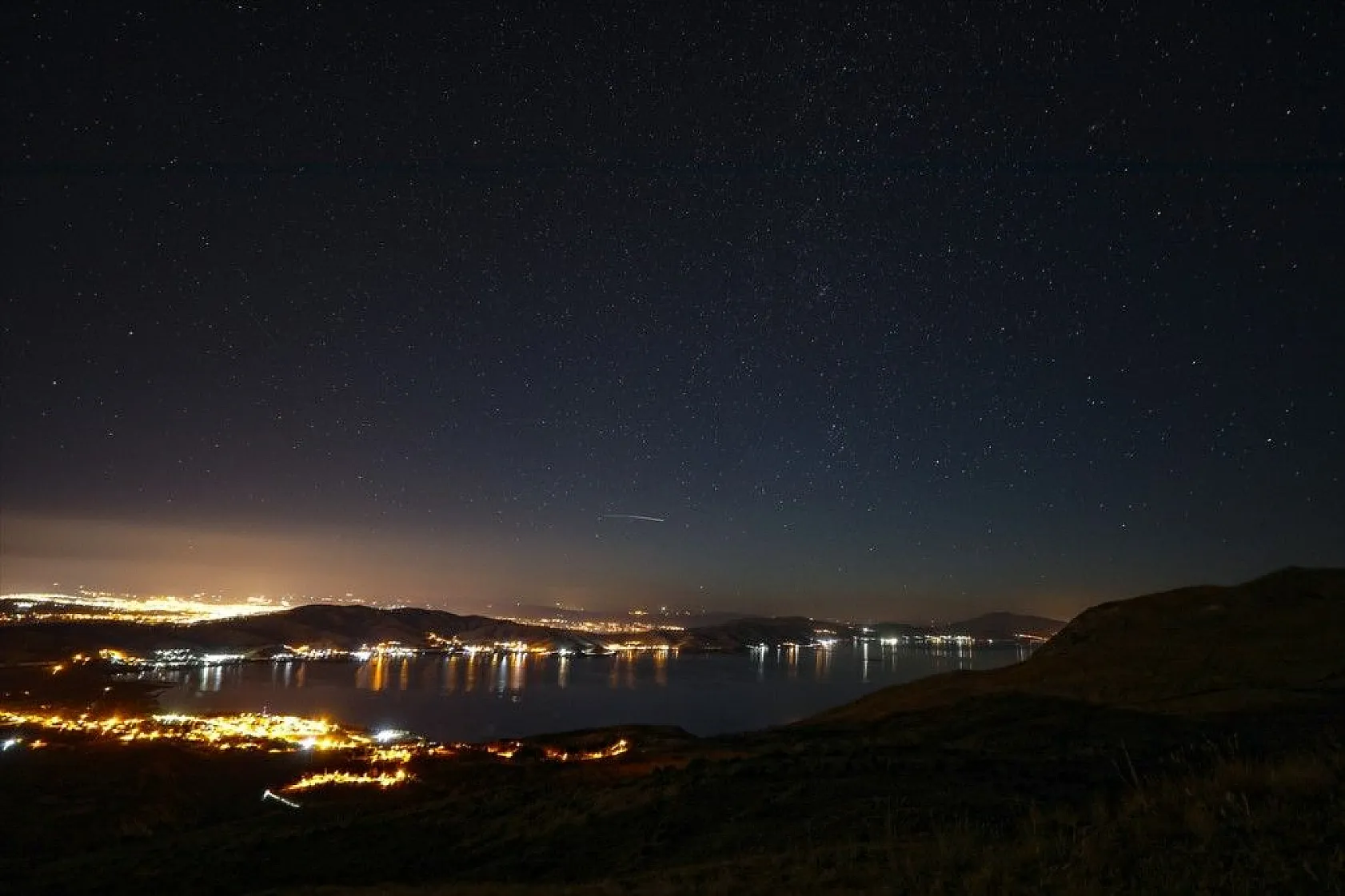Elazığ'da 'Perseid meteor yağmuru' gözlemlendi