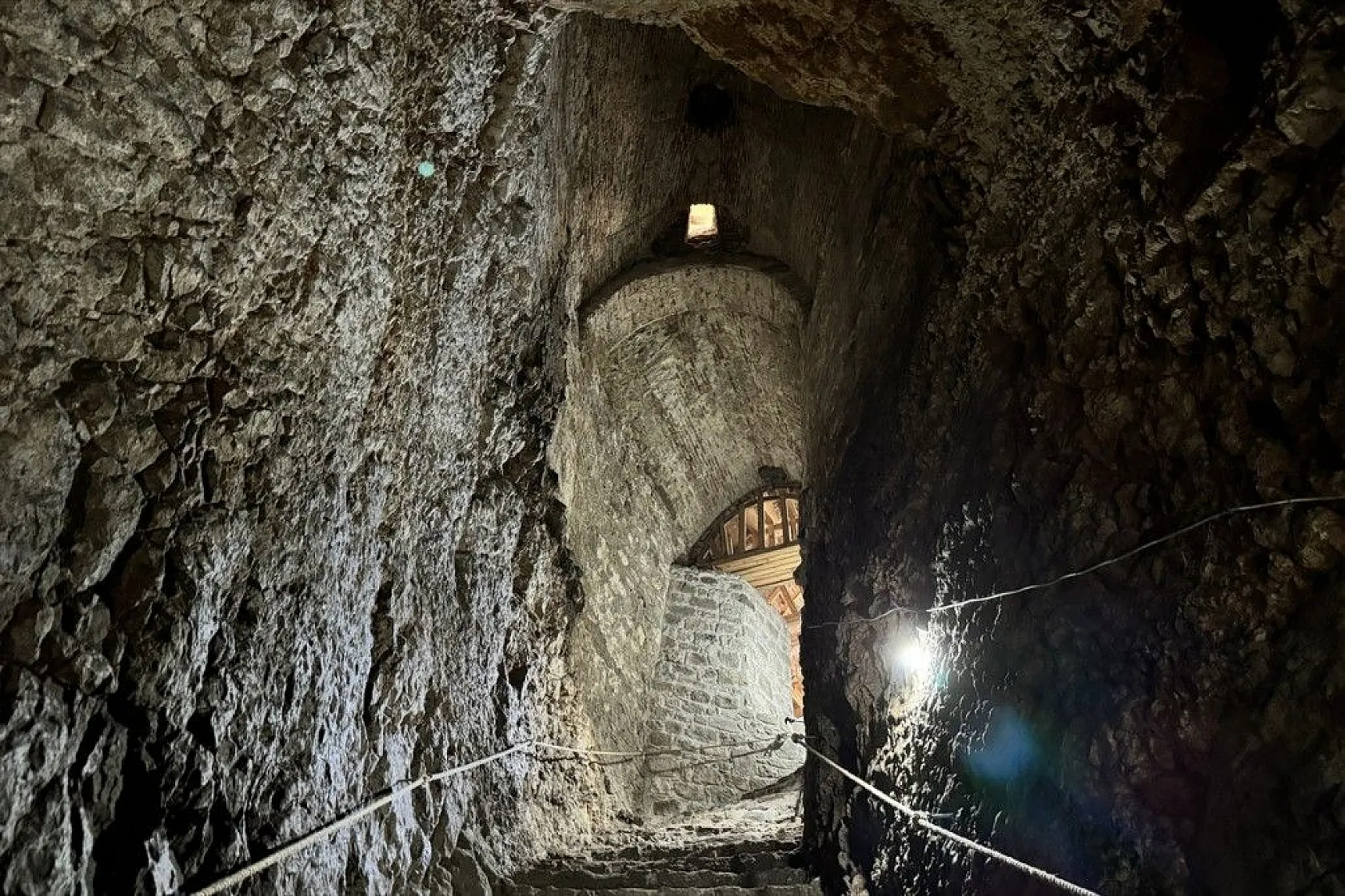 Harput'ta 30 metre derinliğinde bir keşif sizleri bekliyor