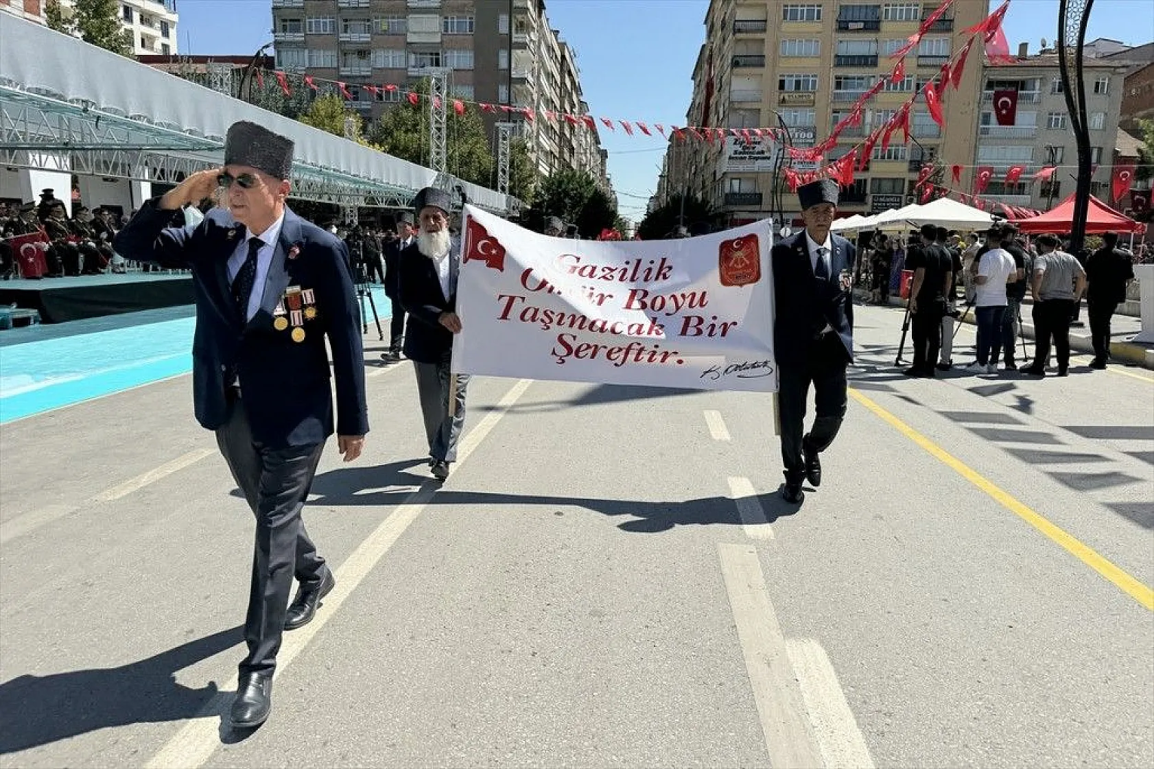 Büyük Zafer'in 102.yılı kutlandı
