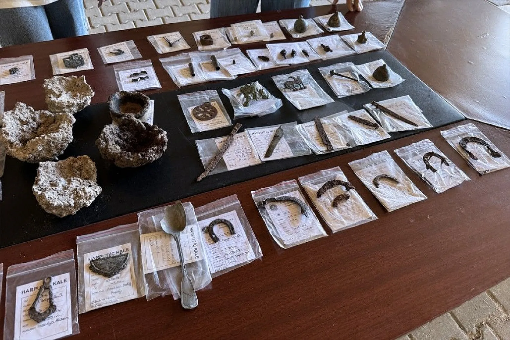 Harput Kalesi'nde bulunan 'objeler' sergilenecek