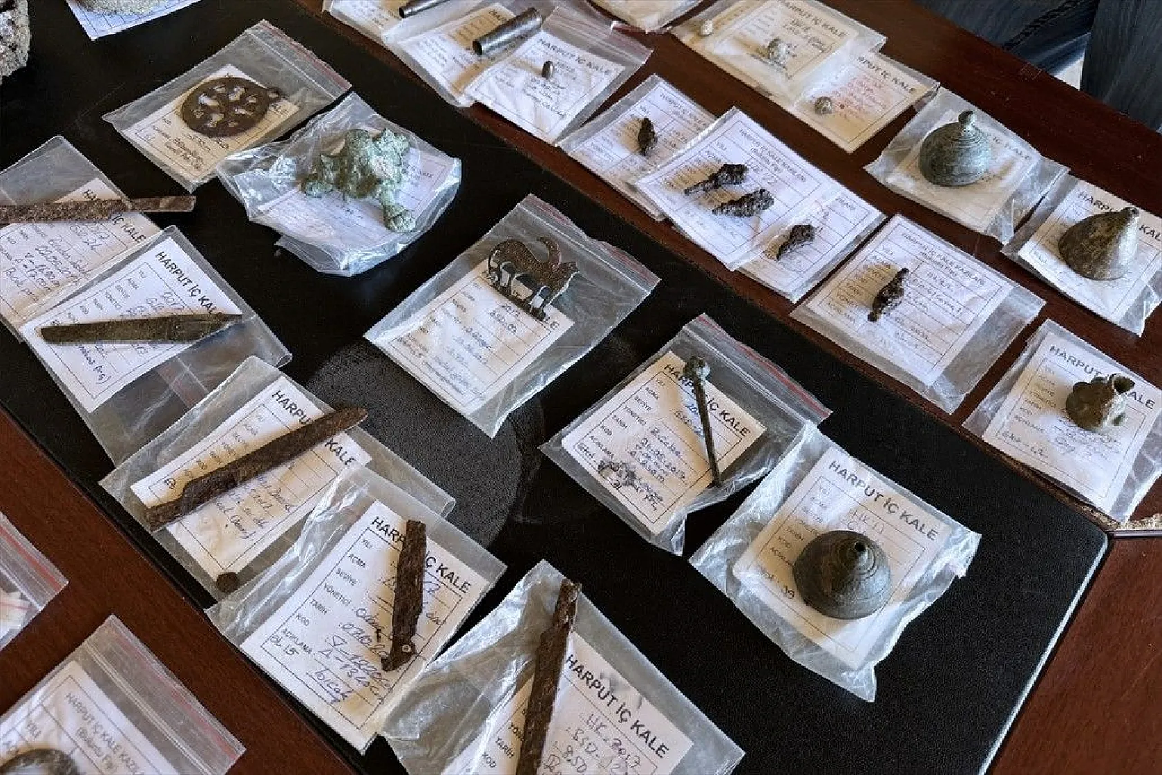 Harput Kalesi'nde bulunan 'objeler' sergilenecek