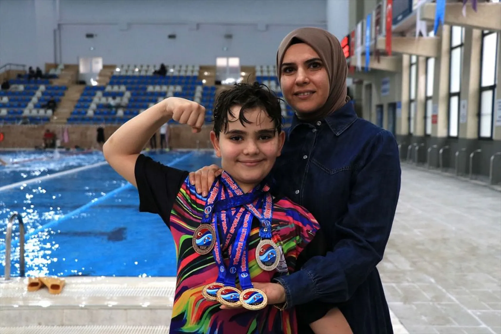 Su korkusunu yendi, şampiyon oldu