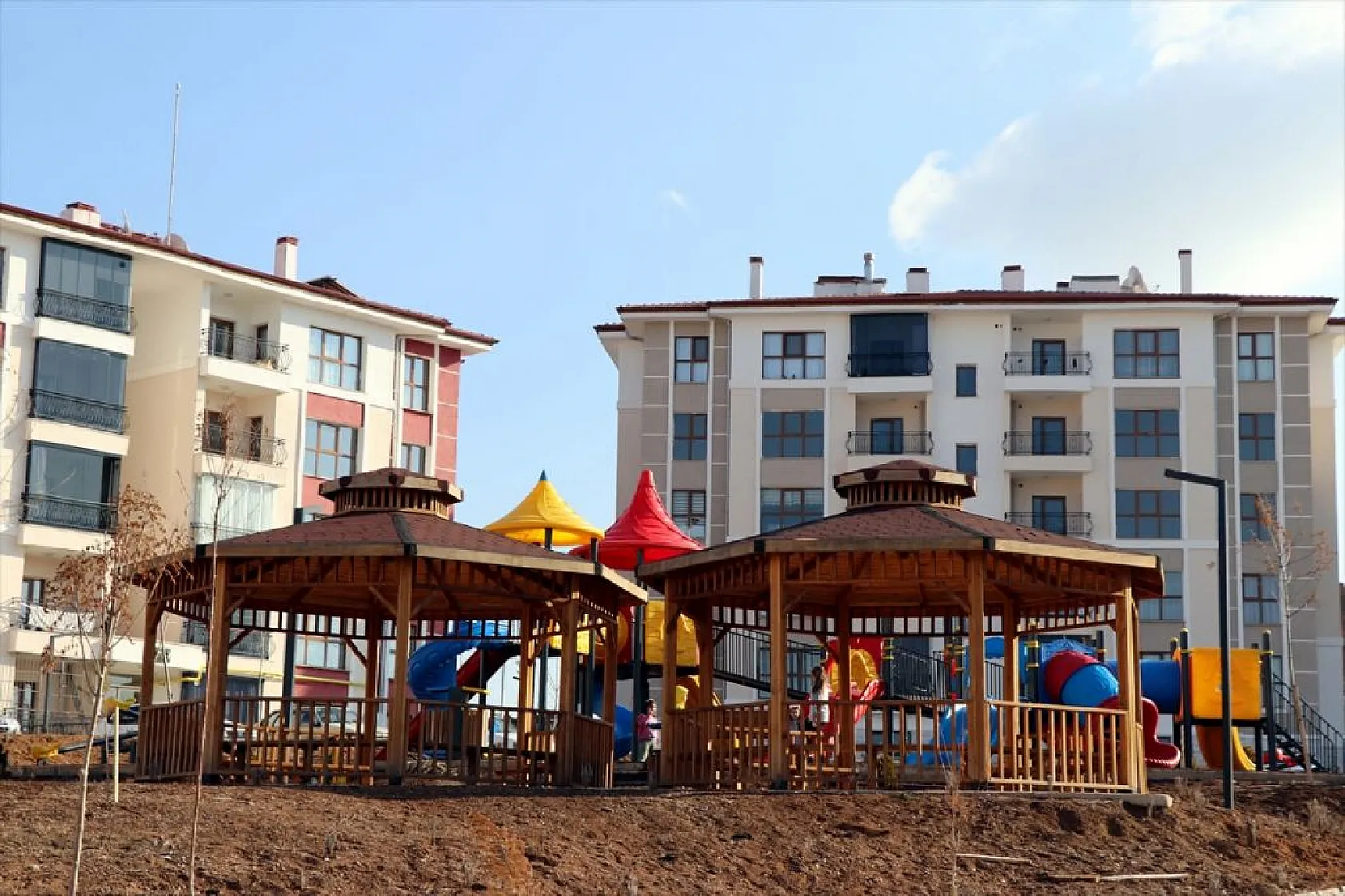 Depremzedeler yeni yuvalarında