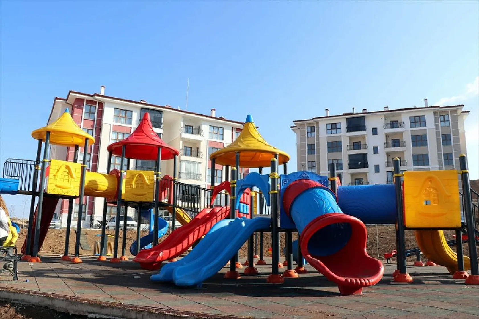 Depremzedeler yeni yuvalarında