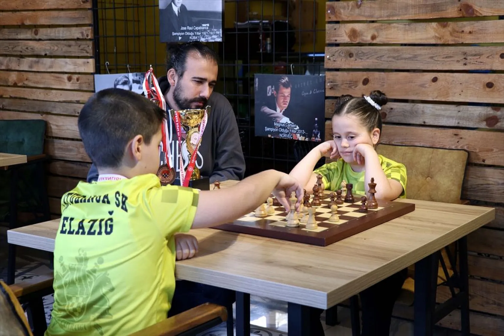 Satrancın minik ustası zirveye göz dikti