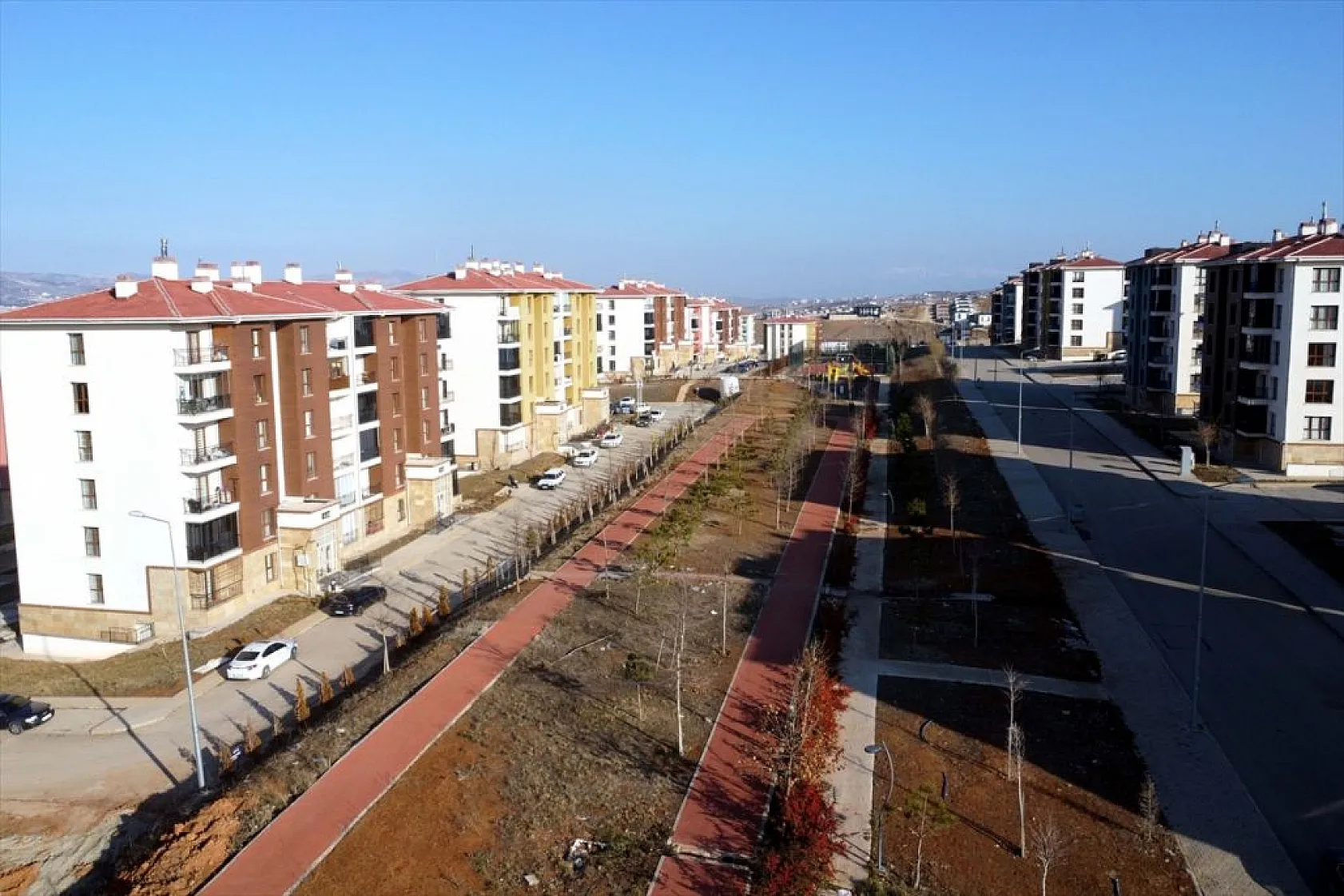 Depremzedeler yeni yuvalarında