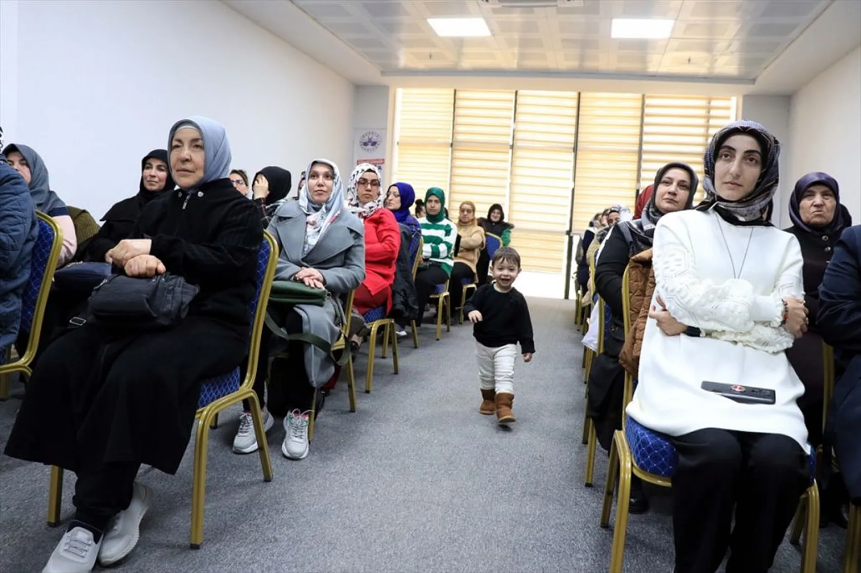 Elazığ'da anneler yangınlara müdahale eğitimi alıyor