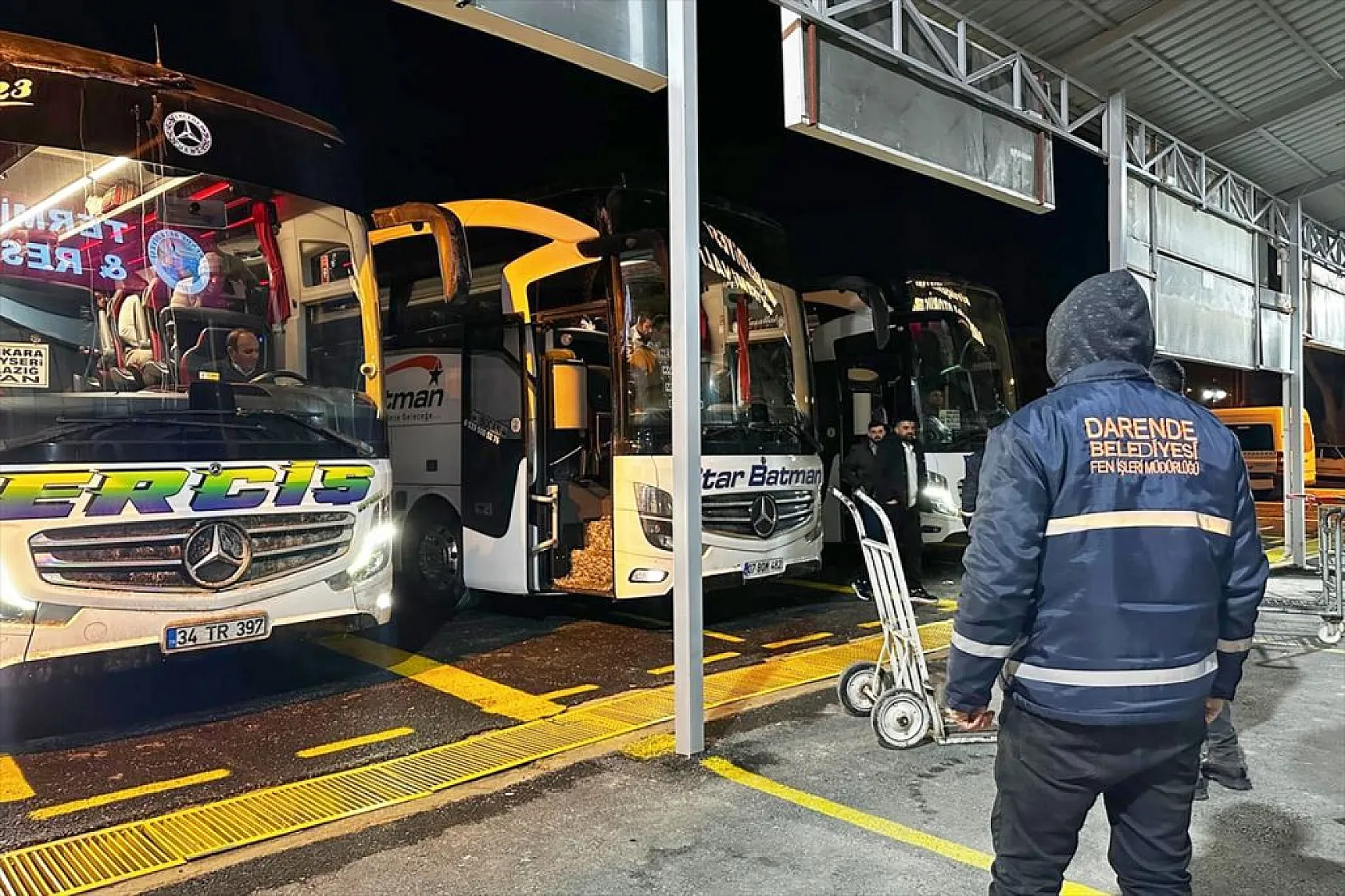 Malatya-Kayseri yolu gece saatlerinde trafiğe kapatıldı