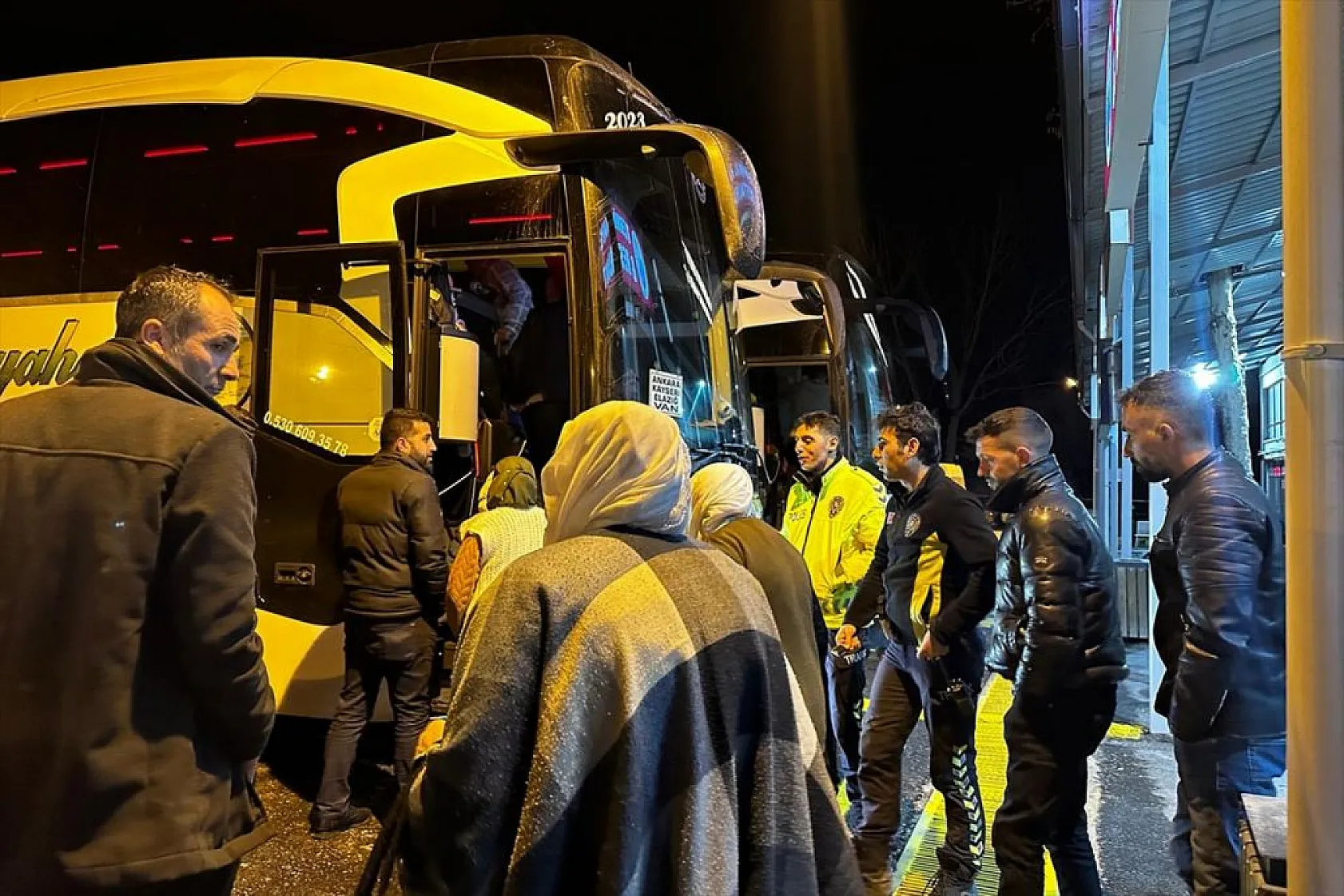 Malatya-Kayseri yolu gece saatlerinde trafiğe kapatıldı