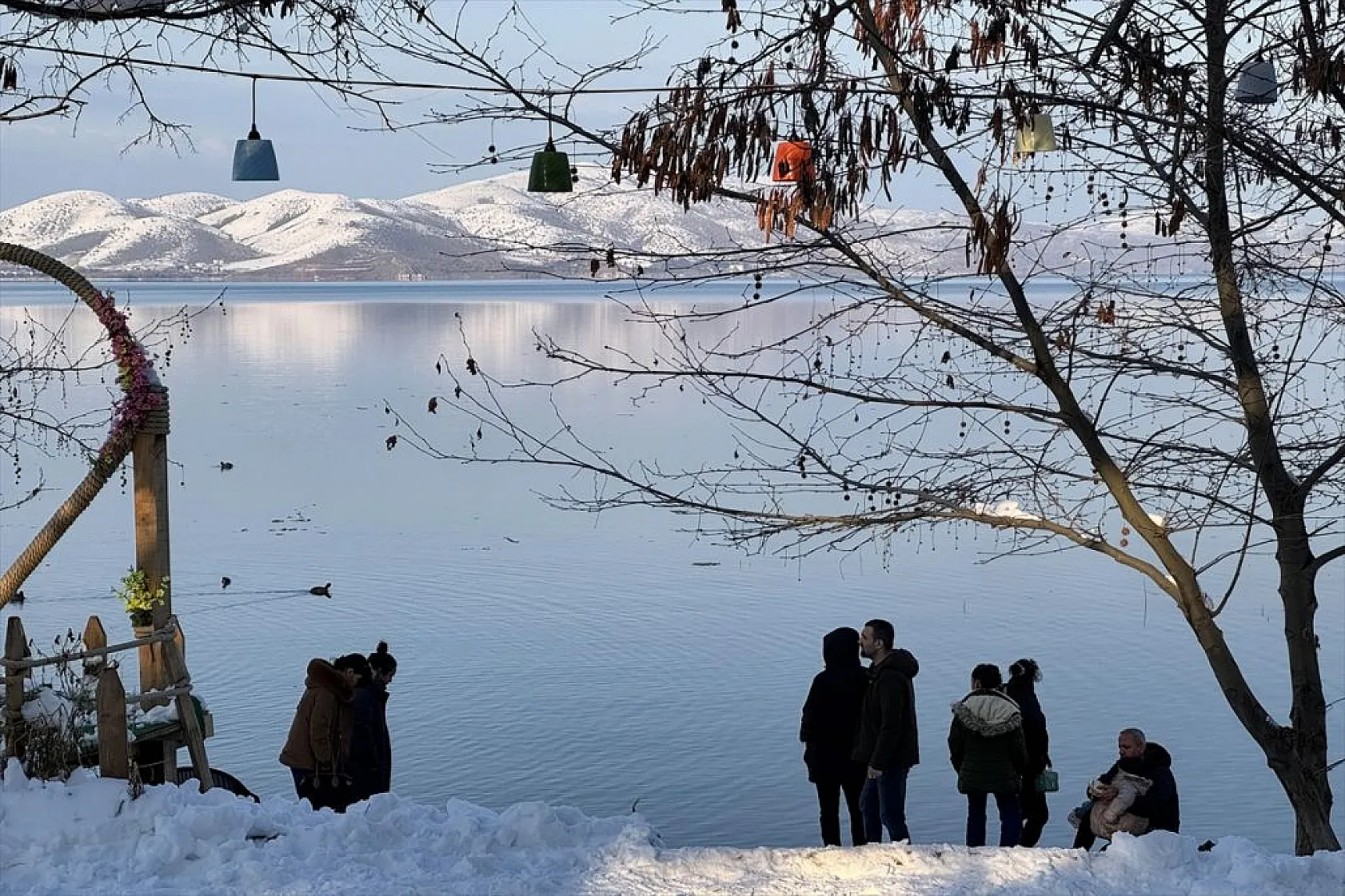 Hazar Gölü havadan görüntülendi