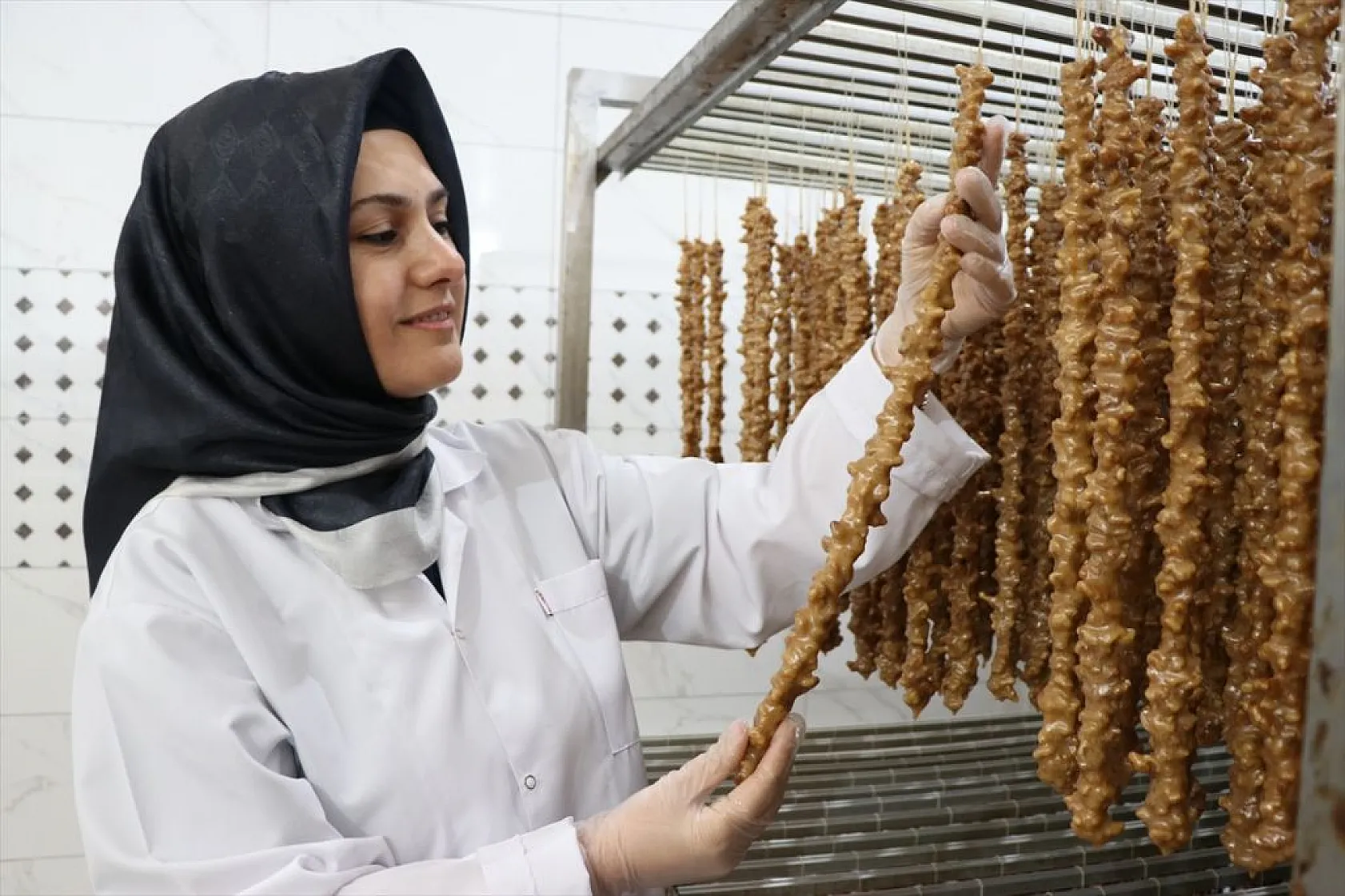 Gelin geldi, eşinin işini büyüttü