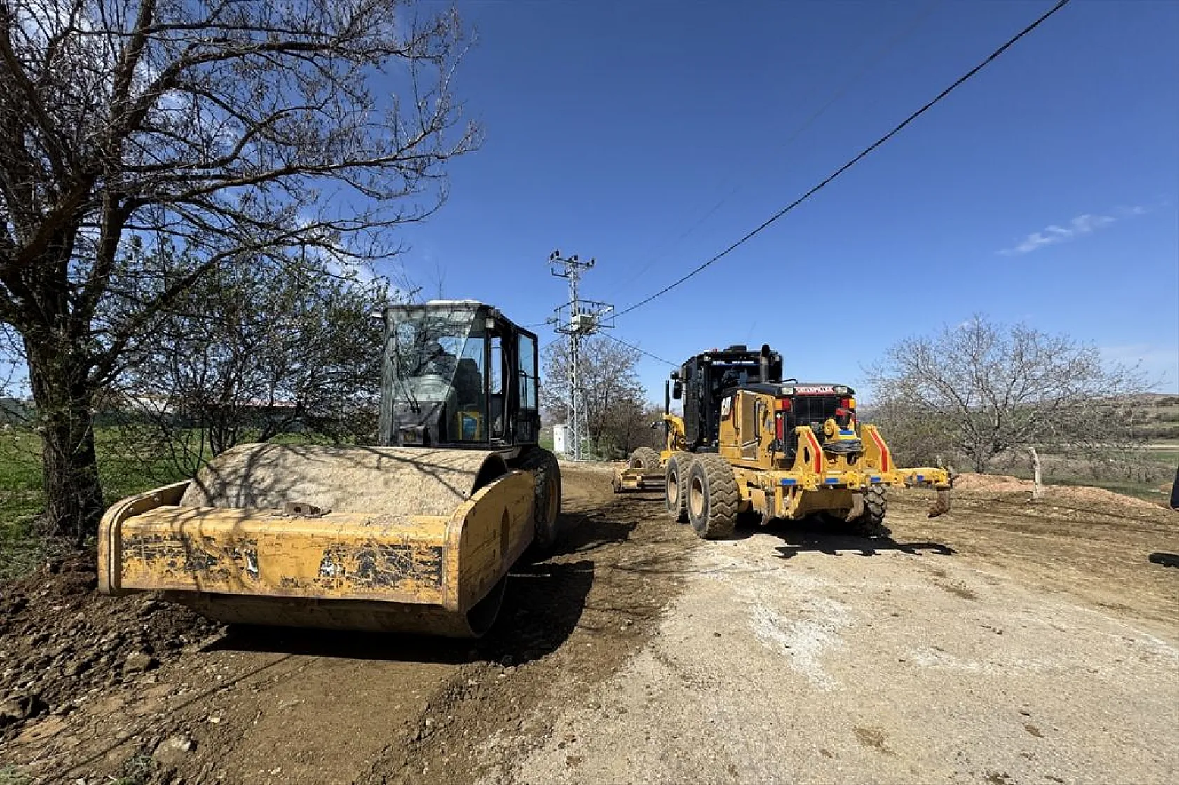 Sel ve heyelan mağdurlarına yardım mesaisi