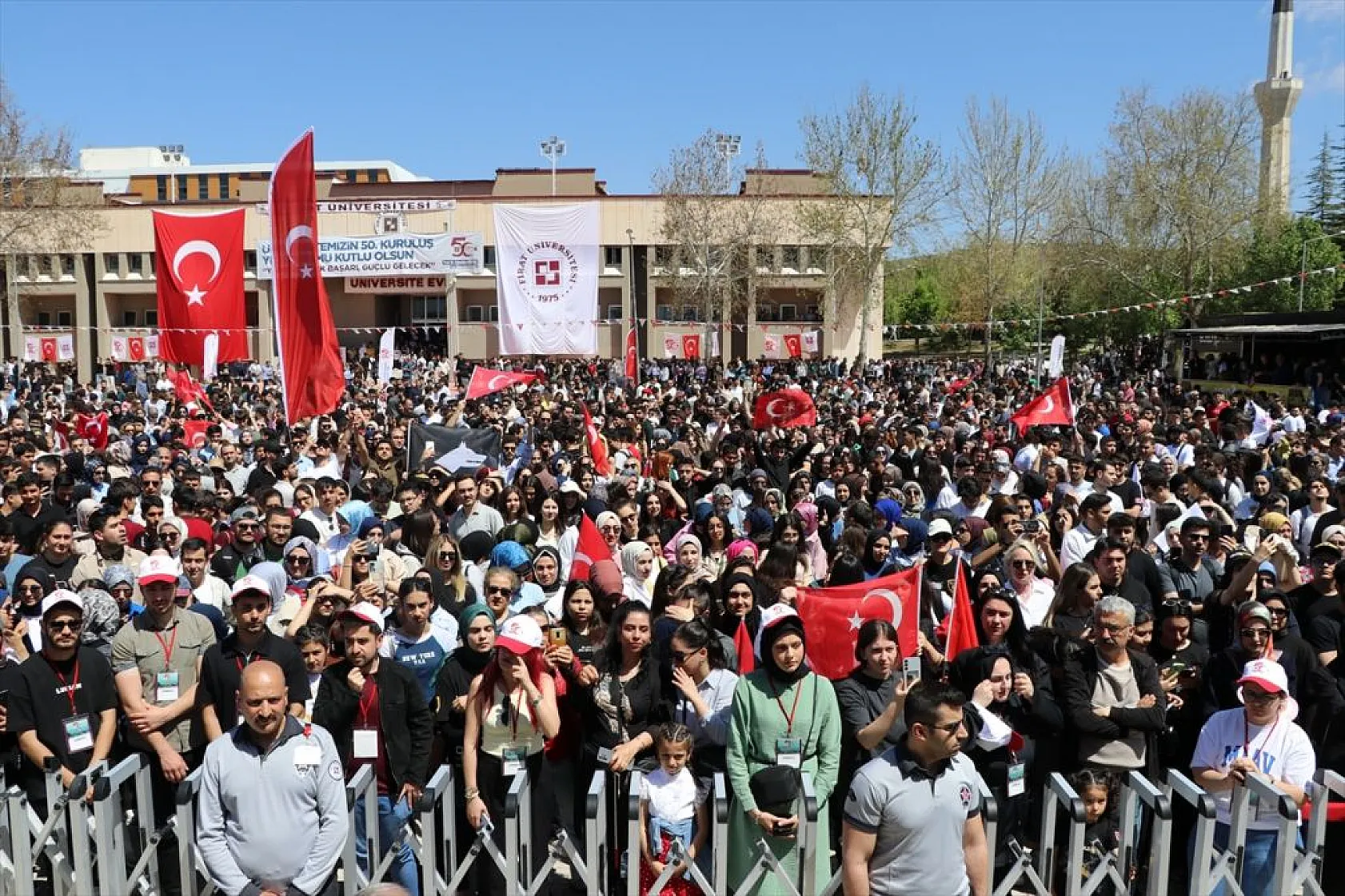 SOLOTÜRK Elazığ'da nefes kesti