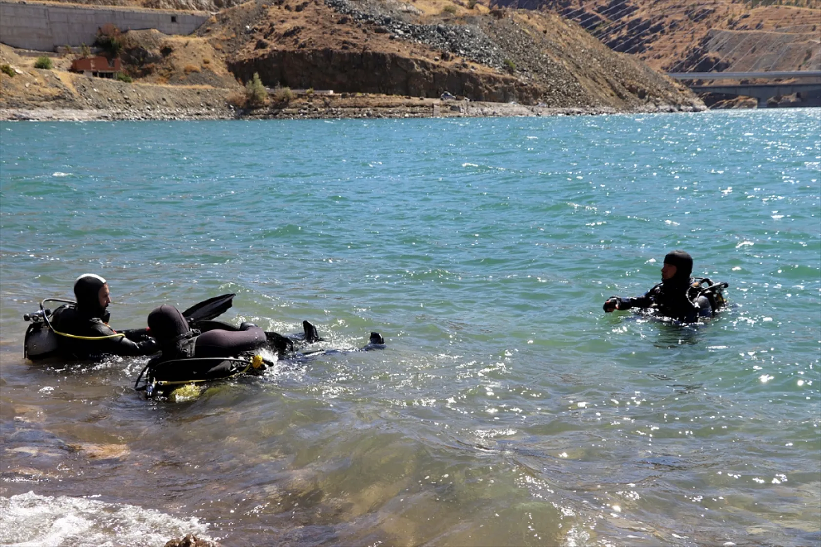Elazığ'da suların altından medeniyet çıktı