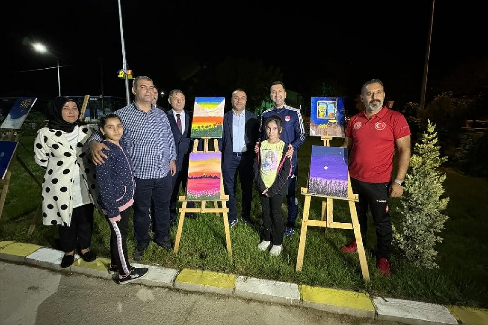 Akçakiraz Gençlik Merkezinde öğrenciler yeteneklerini sergiledi