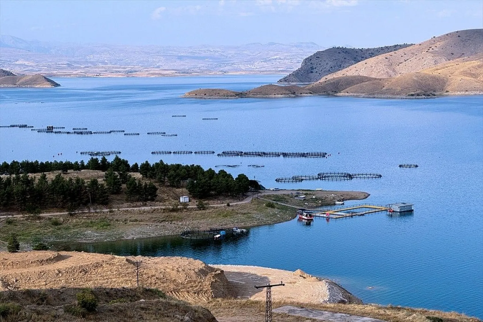 'Keban Barajı' 50 yıldır tarıma ve su ürünlerine katkı sunuyor