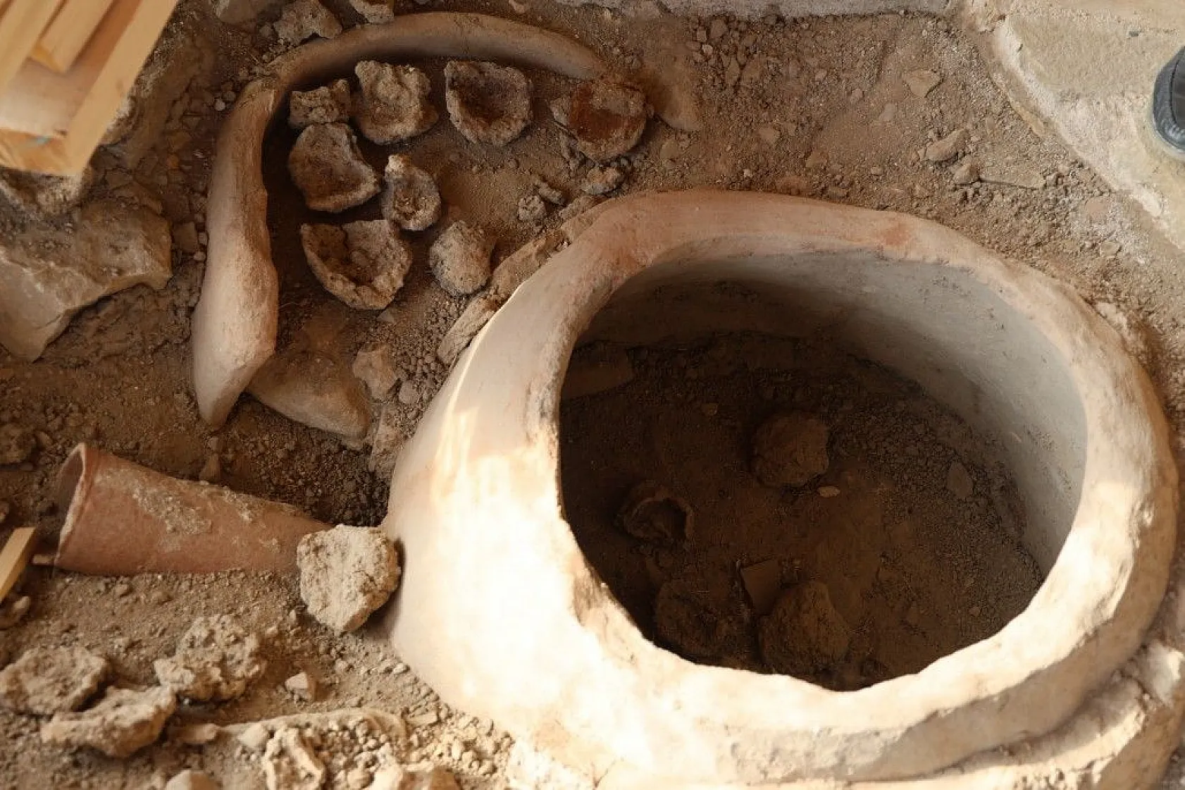 Bin yıllık sanayi sitesi Harput Kalesi'nde ortaya çıkarıldı