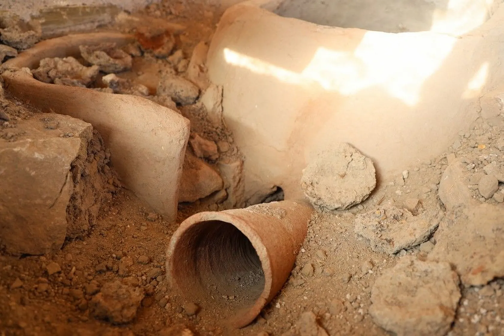 Bin yıllık sanayi sitesi Harput Kalesi'nde ortaya çıkarıldı