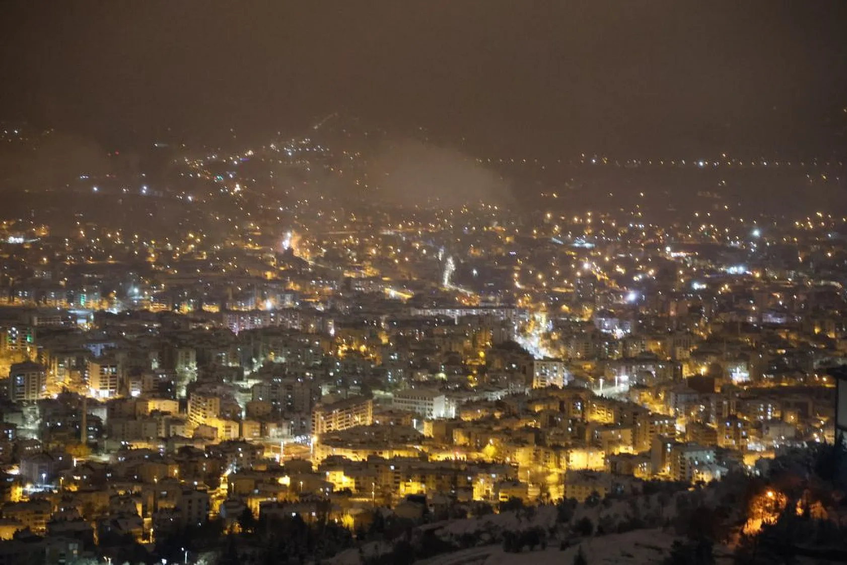 Harput'ta kar ve sis büyüledi