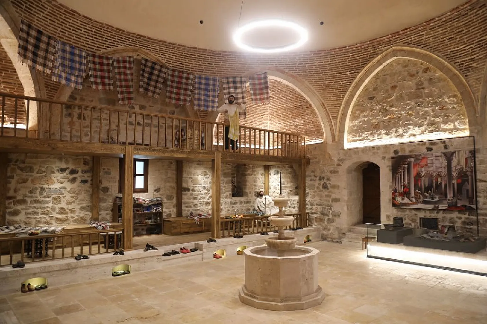 Harput'un tarihi hamamına yoğun ilgi