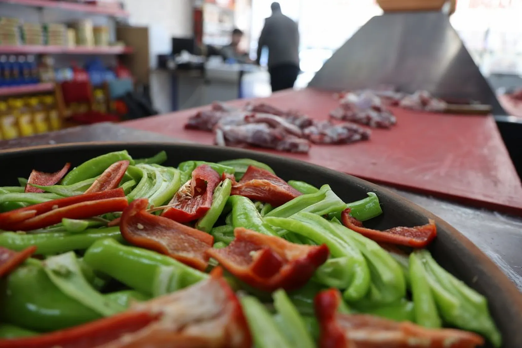 Elazığ'ın meşhur 'Palu Tava'sı iftar sofralarını süslüyor