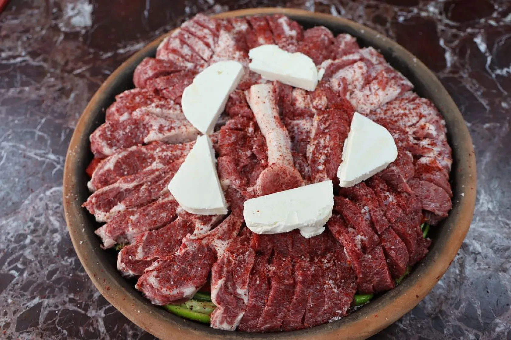 Elazığ'ın meşhur 'Palu Tava'sı iftar sofralarını süslüyor