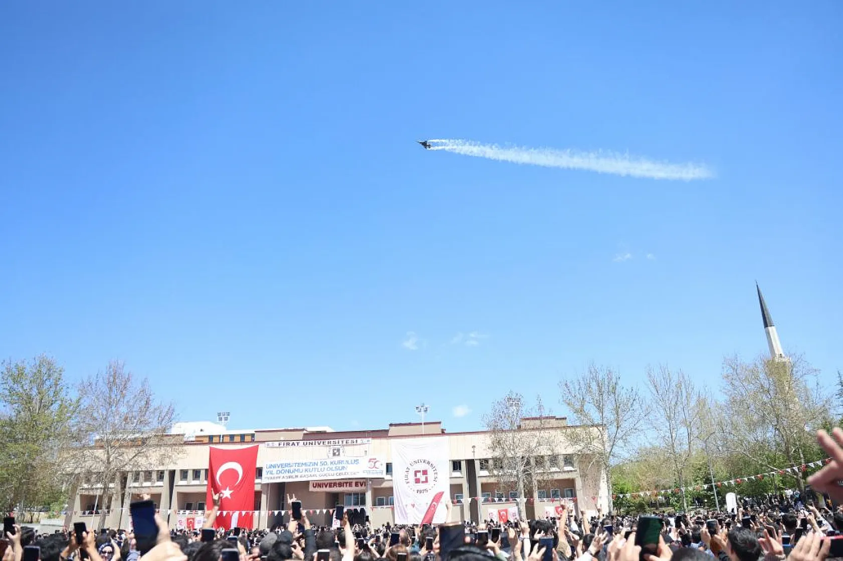 SOLOTÜRK Elazığ'da nefes kesti