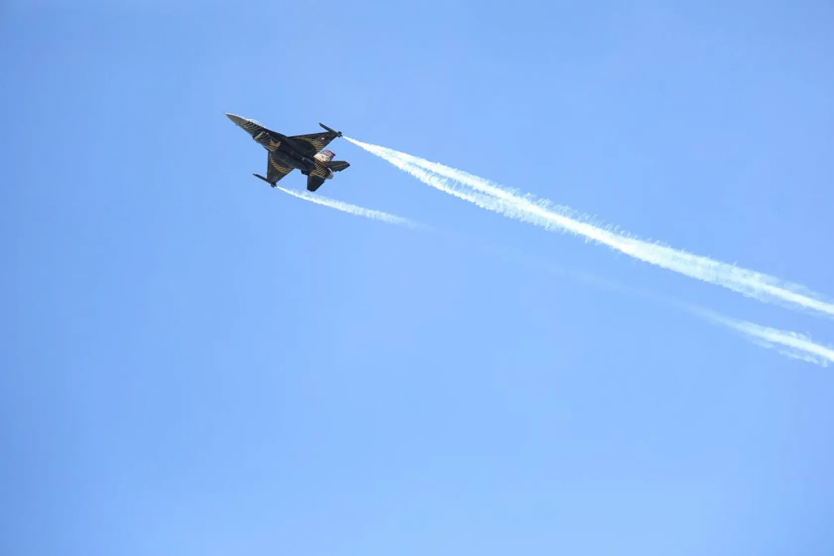 SOLOTÜRK Elazığ'da nefes kesti