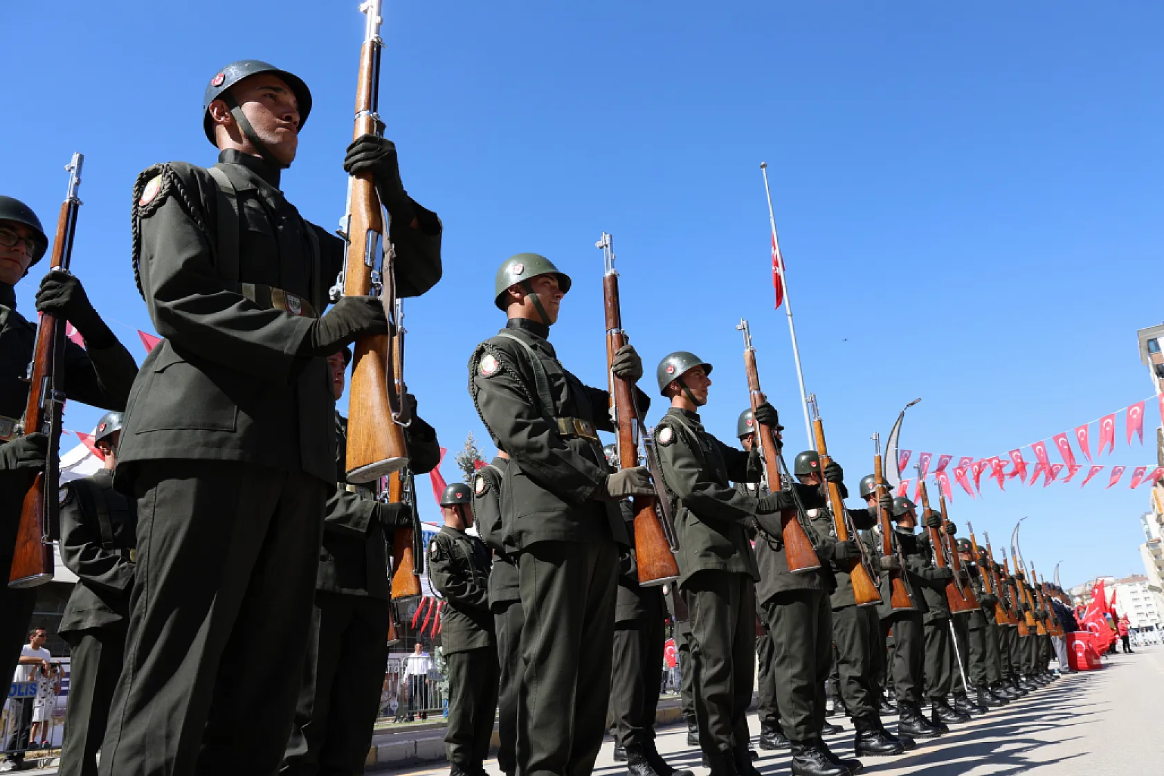 Elazığ'da 30 Ağustos coşkusu