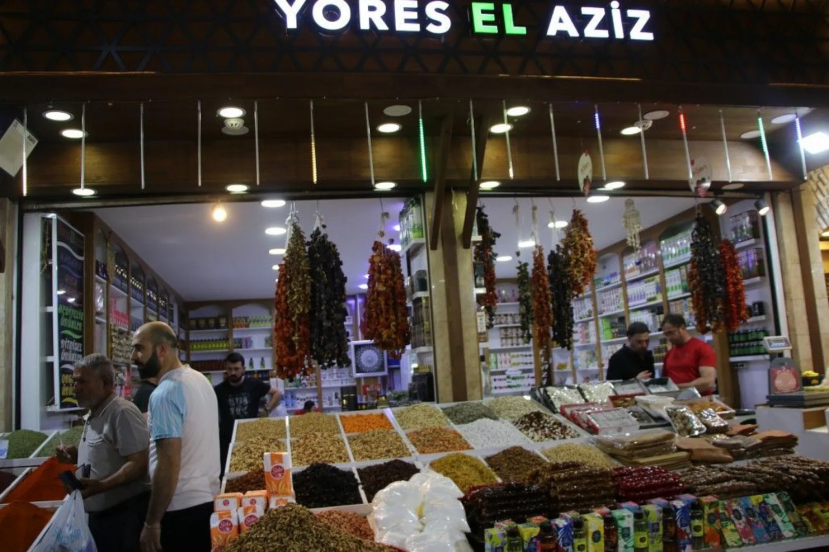 Kapalı Çarşıda 'Bayram' yoğunluğu