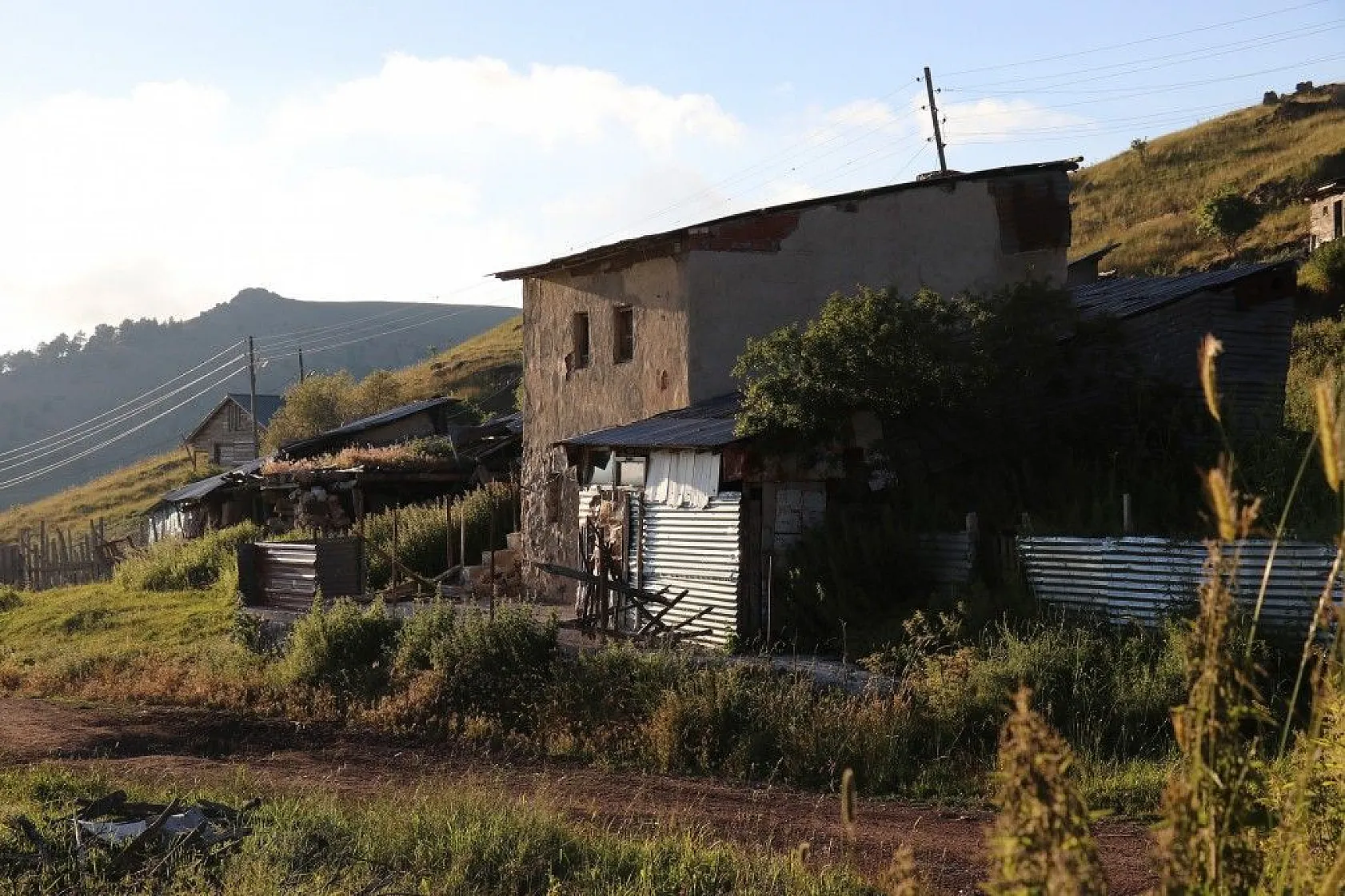 Türkiye sıcaktan kavruluyor onlar soba yakıyor