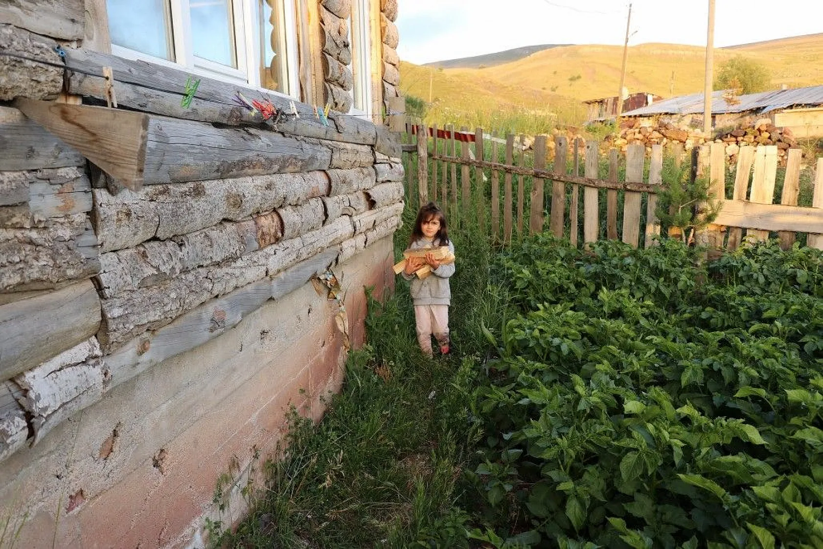Türkiye sıcaktan kavruluyor onlar soba yakıyor